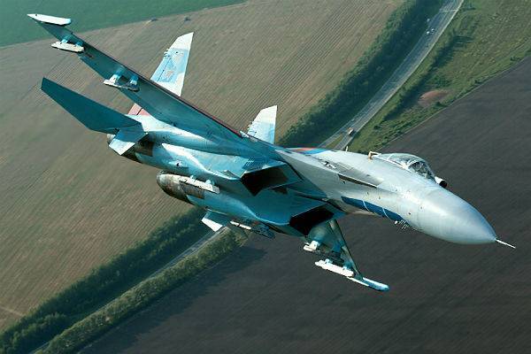 Истребитель Су-27 рухнул в Черное море у берегов Крыма