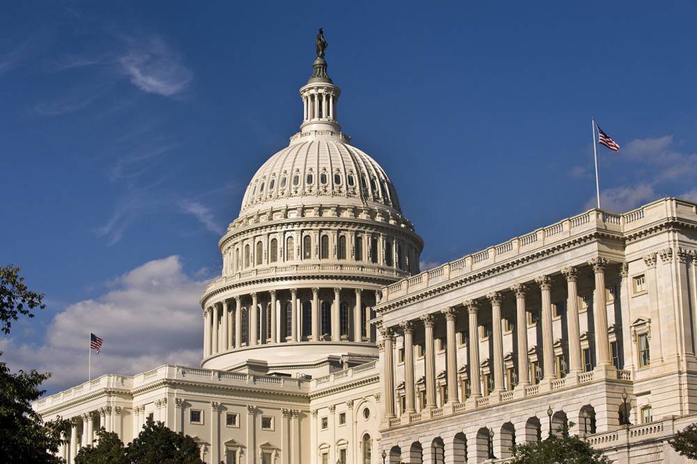 Сенат США выделит рекордные $2,2 трлн на поддержку экономики из-за пандемии
