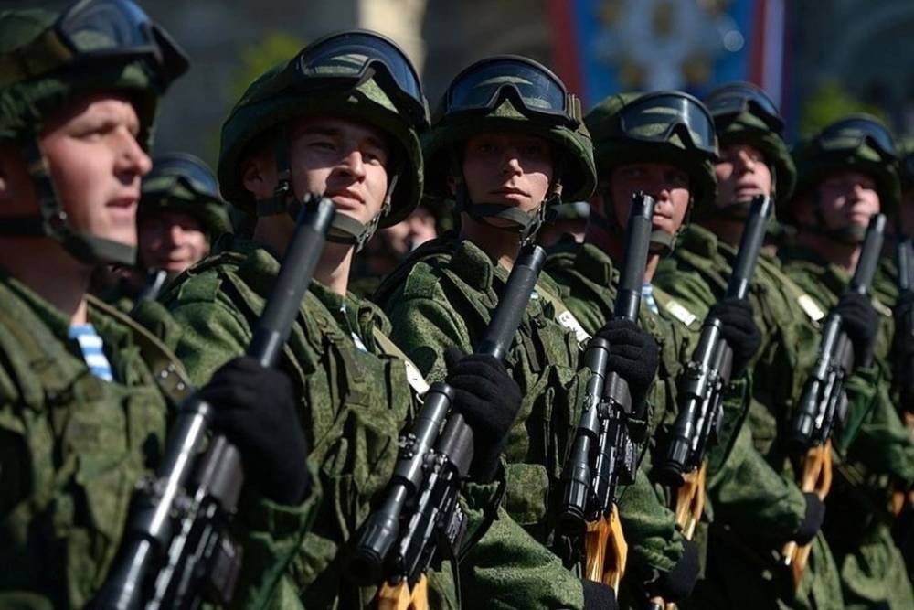Шойгу: в российской армии заболевших коронавирусом нет