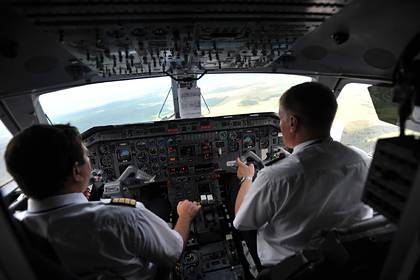 Российских пилотов пытались ослепить лазером во время посадки самолета