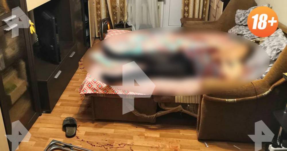 Неадекватный мужчина зарезал своих родителей в Петербурге