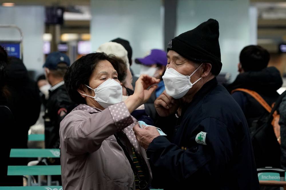 Северная Корея тайно попросила о помощи в борьбе с коронавирусом — FT