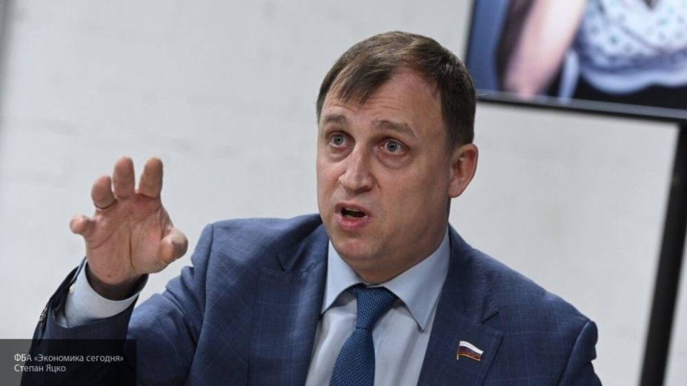 Депутат Вострецов поддержал снижение страховых взносов Владимиром Путиным