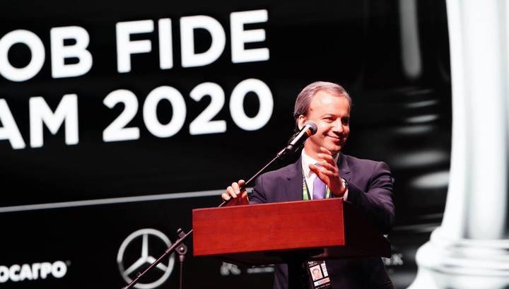 Глава FIDE Дворкович: турнир претендентов будет доигран в 2020 году