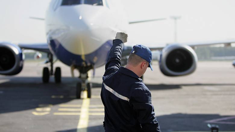 В полмиллиарда рублей в сутки обходится авиакомпаниям вывоз россиян