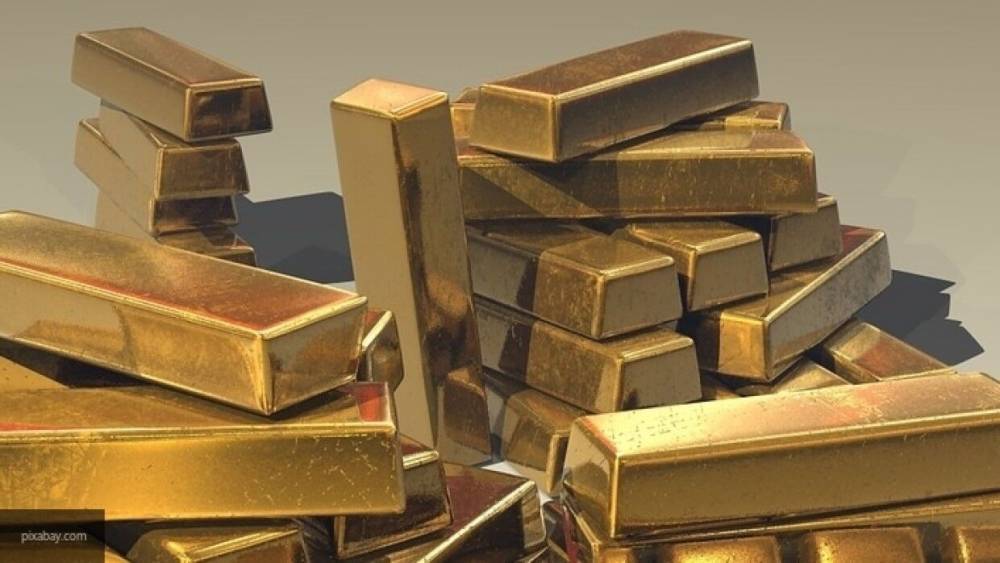 Грузчики случайно потеряли золотые слитки в московском аэропорту