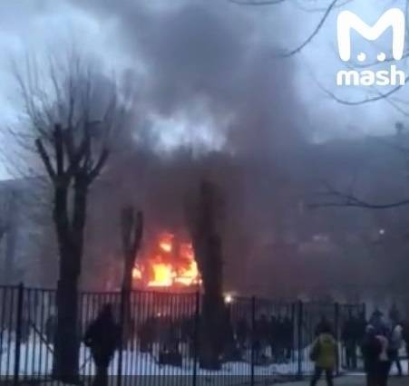 При взрыве газа в доме в Магнитогорске погибли женщина и подросток, годовалый ребенок находится в крайне тяжелом состоянии