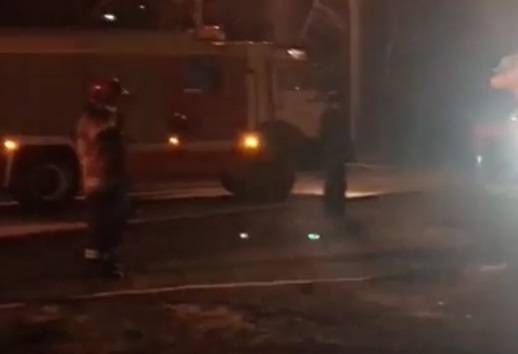 Появилось видео с места пожара в Екатеринбурге, где погибли семь человек