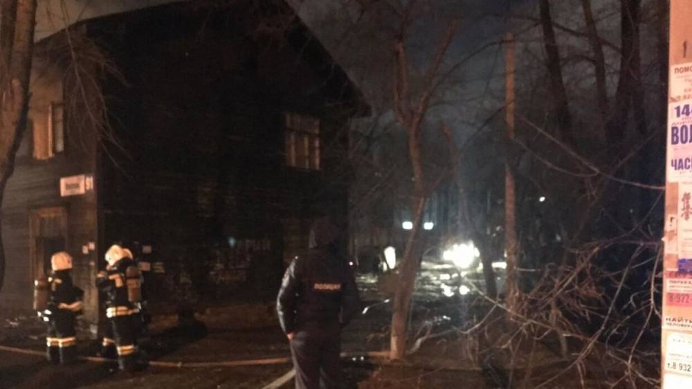 ФАН публикует видео с места пожара в Екатеринбурге, в котором погибли семь человек