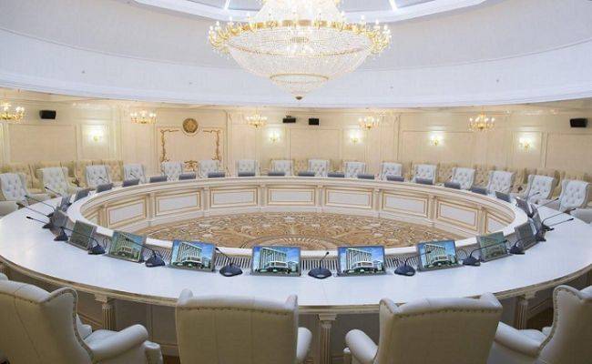 Украина торпедировала предыдущие договоренности в Минске