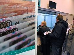 Россияне начали изымать деньги с банковских вкладов