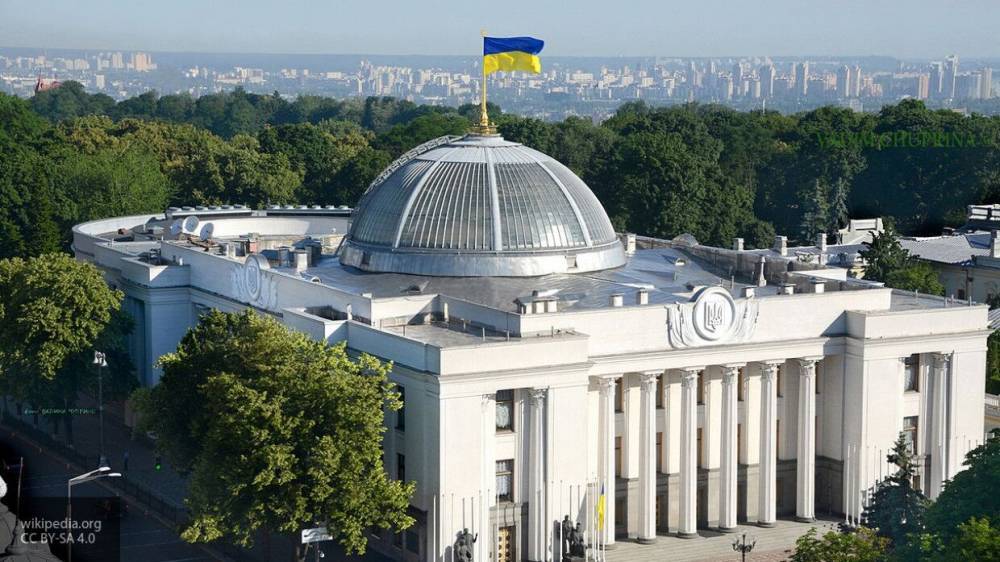 Киев хочет провести выборы в Донбассе по украинским законам