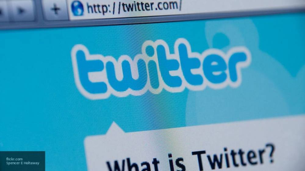Twitter удовлетворил требование Роскомнадзора и удалил фейки о комендантском часе