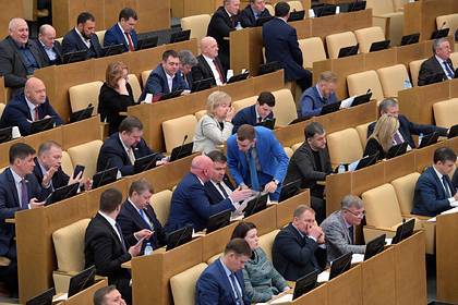 Депутатов Госдумы проверят на коронавирус