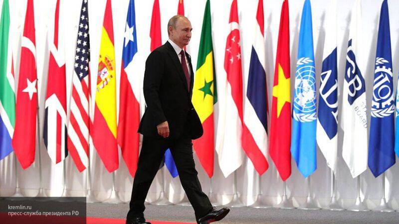 Политолог Самонкин заявил, что странам G20 надо забыть о геополитике для борьбы с COVID-19