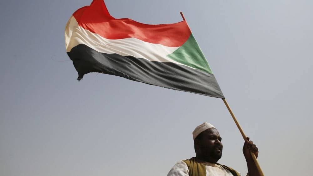 Министр обороны Судана Джамаль Омар мог быть убит британской или американской разведкой