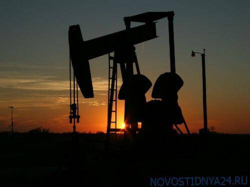 Падение цены нефти Brent ускорилось, курс доллара превысил 79 рублей