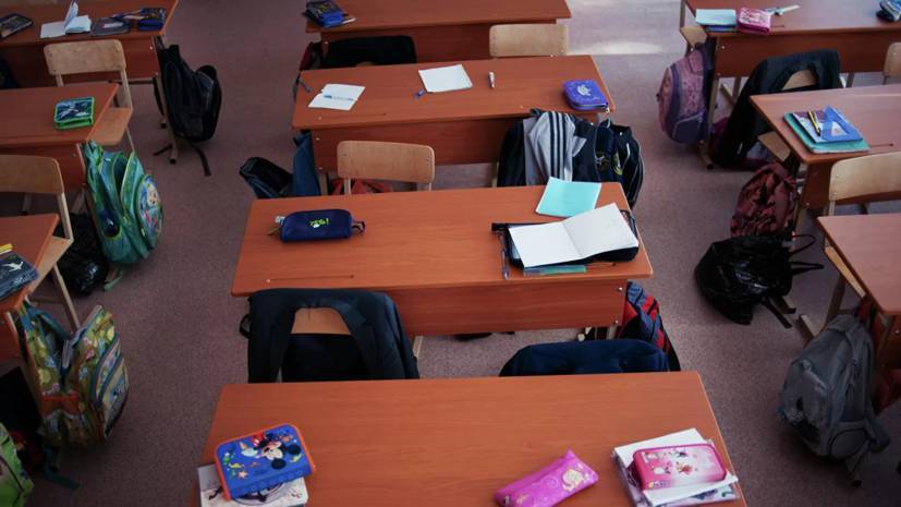 В Калининградской области закрывают почти все учебные заведения