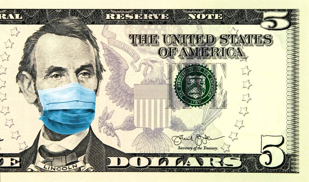 США выделают 2 триллиона долларов на спасение здравоохранения и экономики