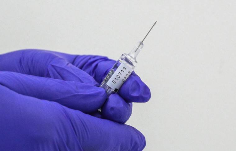 Скворцова рассказала, когда будет готова вакцина от коронавируса