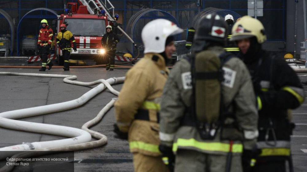 Эвакуированы более 90 человек при пожаре на вокзале в Екатеринбурге