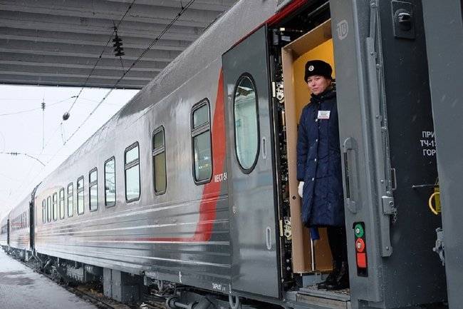 В России хотят бороться с коронавирусом запретив самолеты и поезда