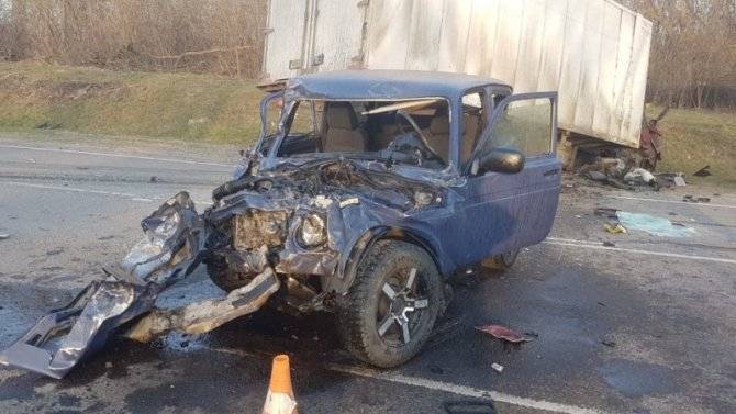 В тройном ДТП в Курской области погиб водитель