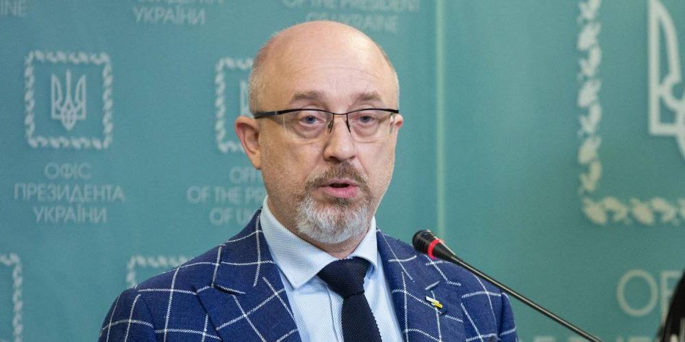 "Никогда, не обязаны, не будем, забудьте": в Киеве отказались закреплять в конституции особый статус Донбасса