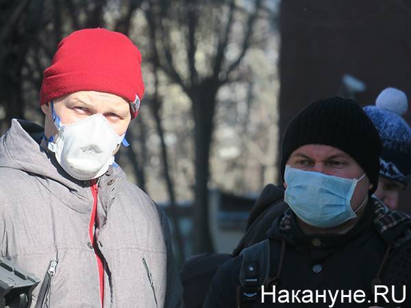 Минздрав РФ: "30 миллионов защитных масок скоро поступят в оборот"