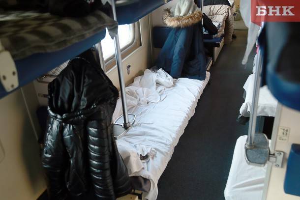 В Коми ищут пассажиров поезда Москва - Воркута, в котором ехала девушка с подозрением на коронавирус