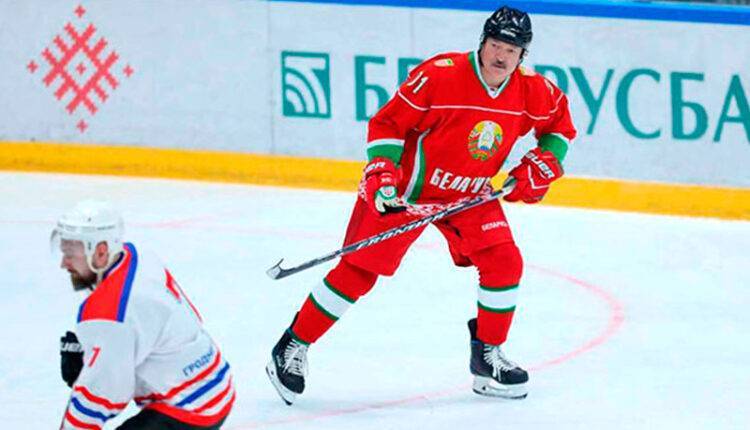 Лукашенко-хоккеист: «Лучше умереть стоя, чем жить на коленях»