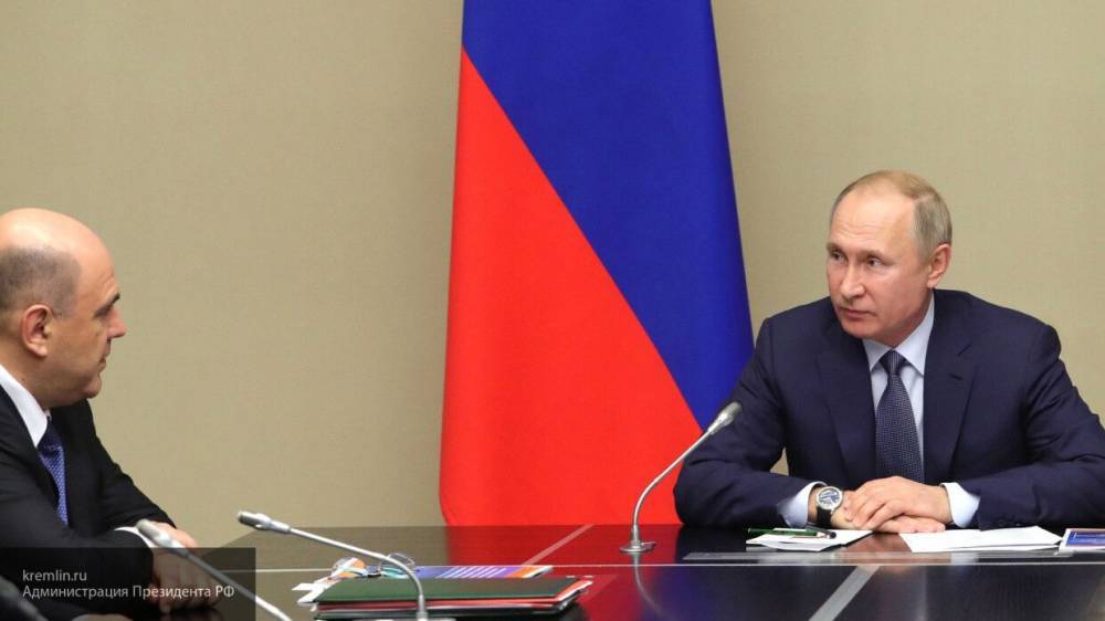 Путин поручил обеспечить отсрочку малому и среднему бизнесу из-за пандемии коронавируса