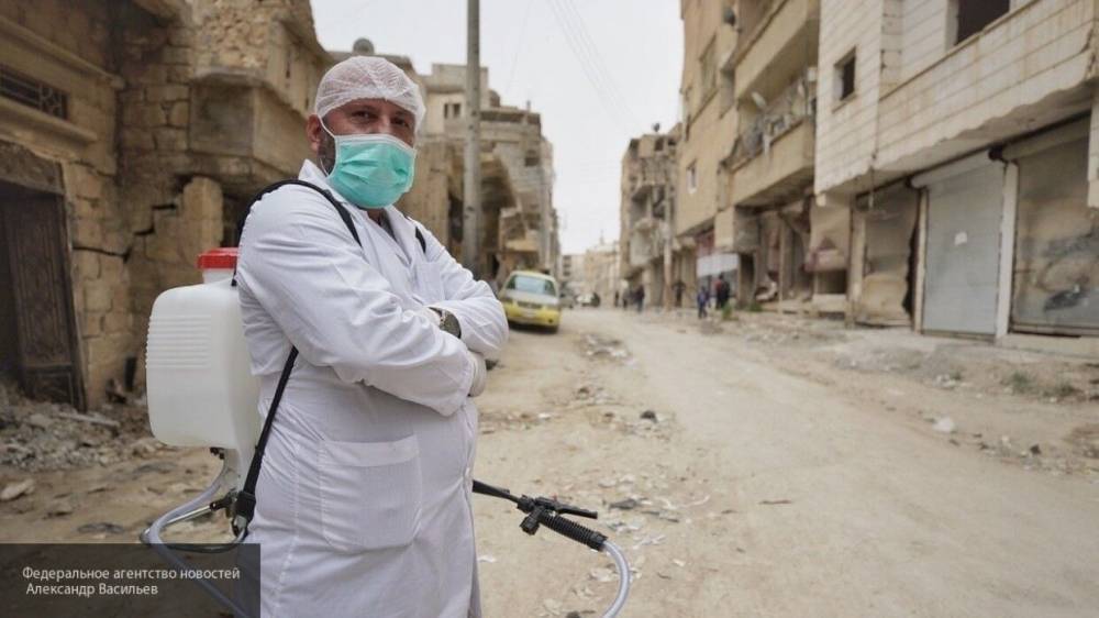 Народное формирование врачей проводит дезинфекцию сирийского Дейр-эз-Зора