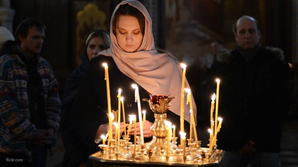 Редакция "Невских новостей" просит верующих петербуржцев отказаться от посещения храмов