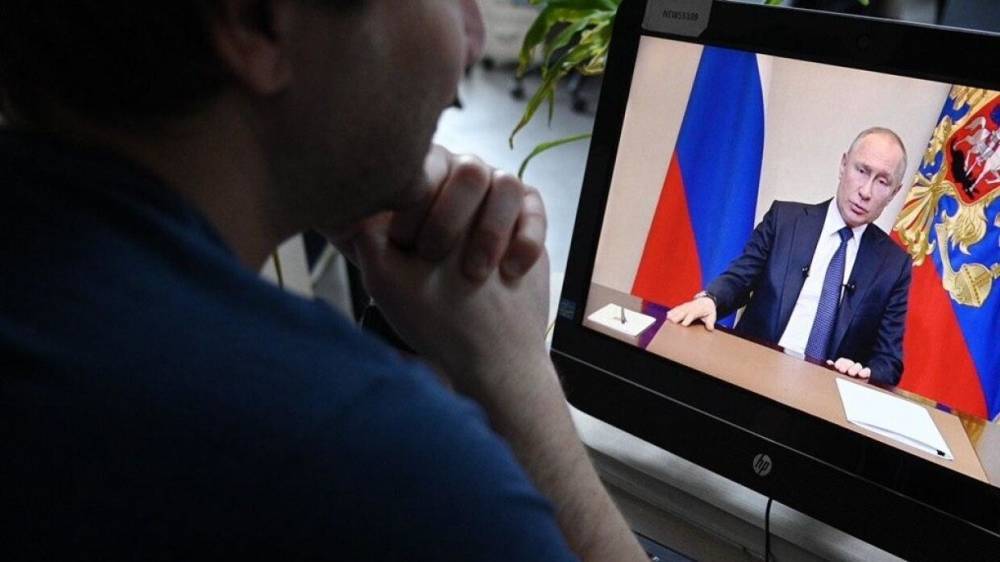 Песков рассказал о подготовке обращения Путина к нации в связи с коронавирусом
