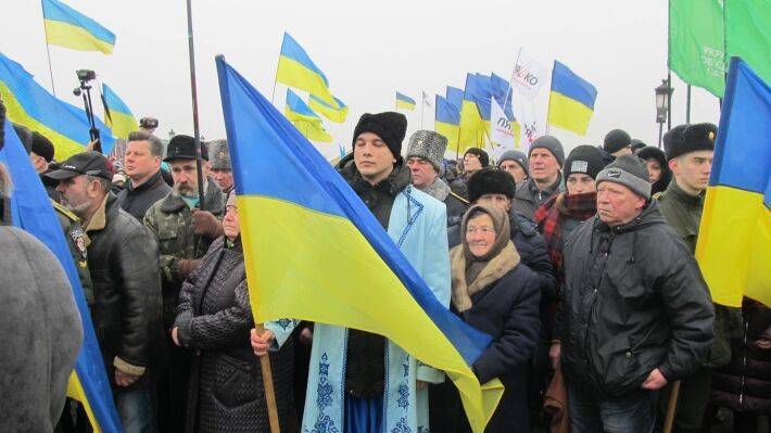 Украинский политолог призвал Киев примкнуть к победителю в мировом кризисе