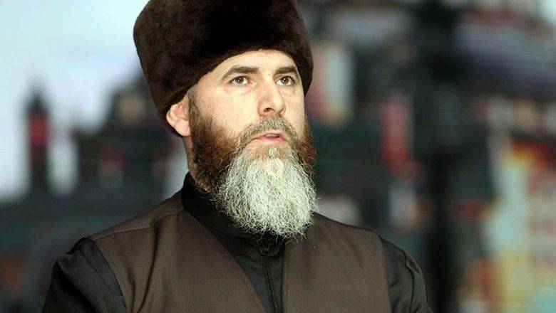 Муфтий Чечни отменил обязательную пятничную молитву