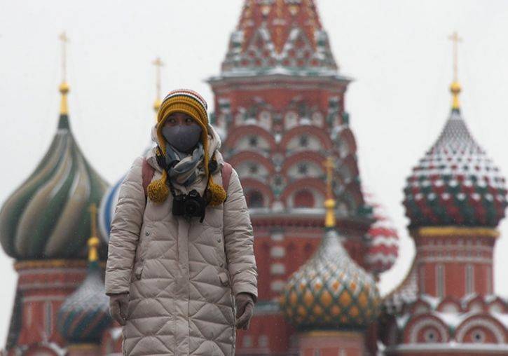 Власти Москвы и Подмосковье запретили находиться на улице без специального пропуска