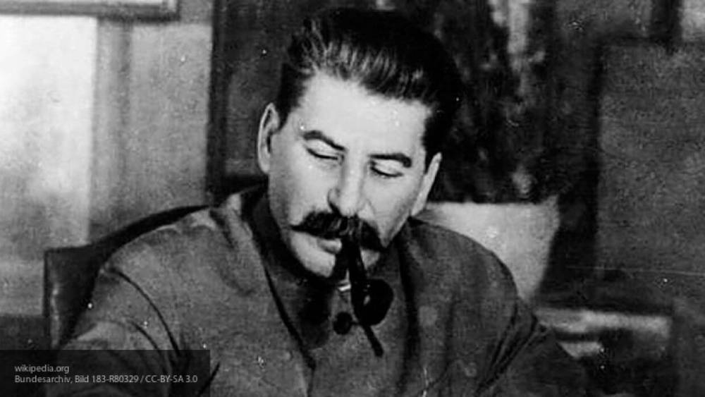 Портрет Сталина на машине стал причиной массовой драки в Одессе