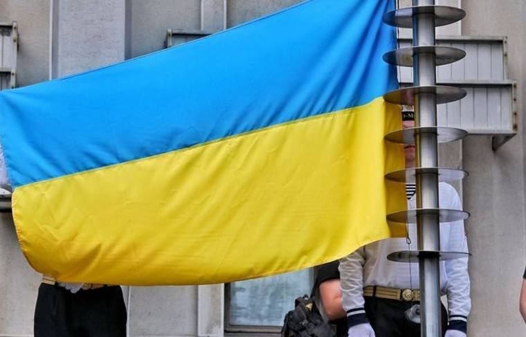 Вернувшихся на родину украинцев обязали соблюдать режим обсервации