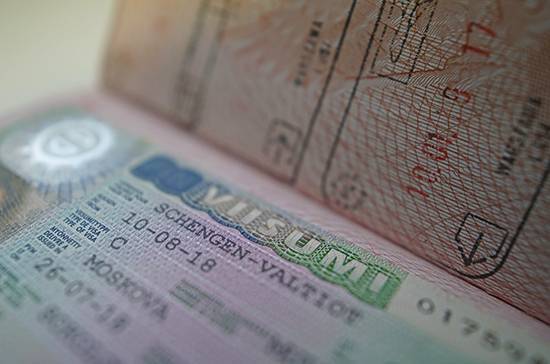 Срок многократной визы для работающих во Владивостоке иностранцев могут увеличить