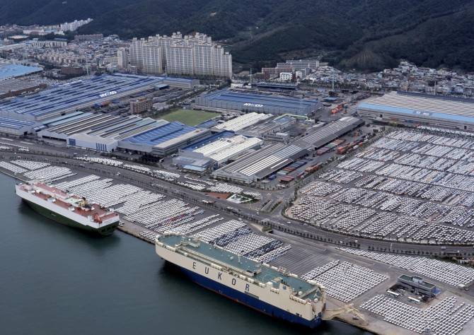 Hyundai остановила свой крупнейший завод из-за проникновения коронавируса