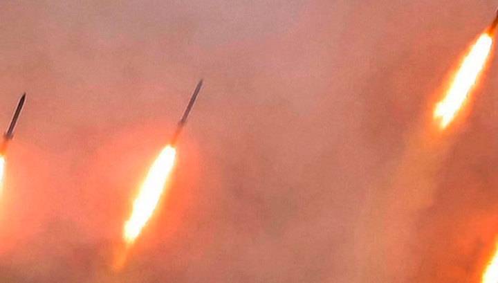 Япония утверждает, что КНДР осуществила запуск двух баллистических ракет