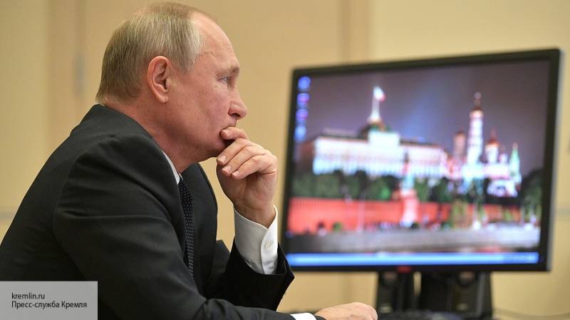 Путин рассказал, какие поступки россиян заставляют его плакать