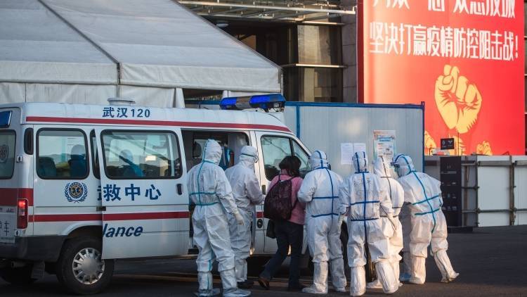 Китайские медики нашли коронавирус у граждан КНР, летевших через Москву