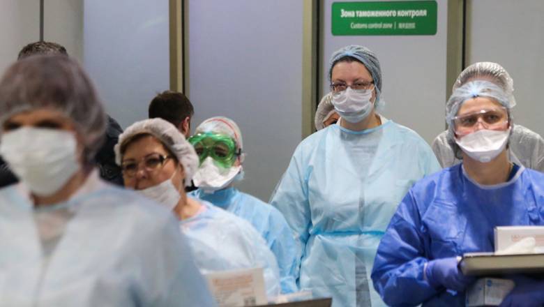 В Москве тысячи человек поместили в карантин по коронавирусу