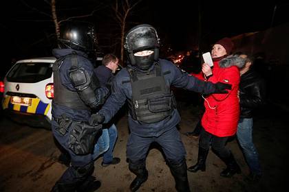На Украине возбудили восемь уголовных дел после беспорядков из-за коронавируса