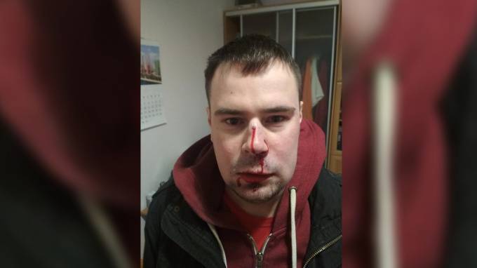 Неизвестные напали на руководителя петербургского отделения "Другой России"