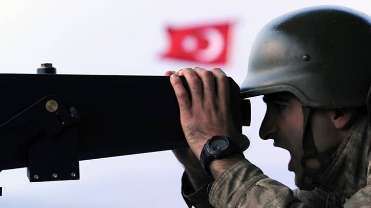 Турецкая армия сбила над Идлибом сирийский самолет