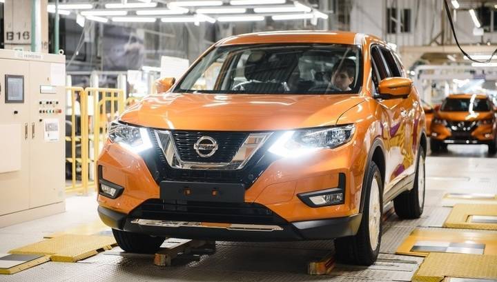 Завод Nissan в Петербурге сократит объемы выпуска